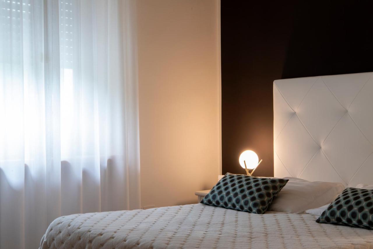 Hotel Lilla' Terlago Eksteriør bilde